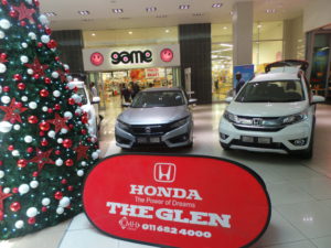 CMH Honda The Glen Mall Display