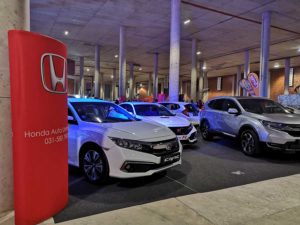 CMH Honda- White honda Civic- Gas Motorshow