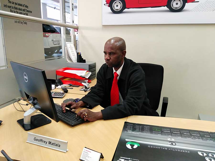 CMH Honda Hatfield- New Car Salesman Geoffrey Matlala