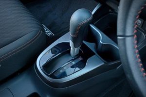 CMH Honda Pinetown- White Honda Jazz Leather gear shift knob