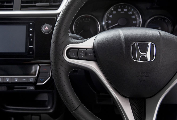 Honda BR-V - Steering