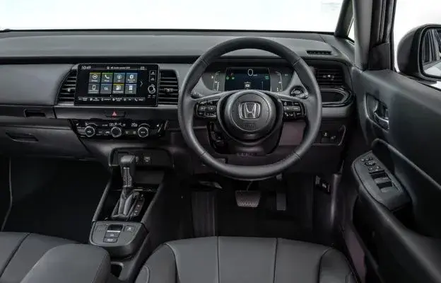 honda-fit-facelift-interior