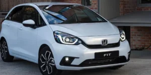 honda-hatchback-fit-embodies-practicalilty-and-versatility-feature-image