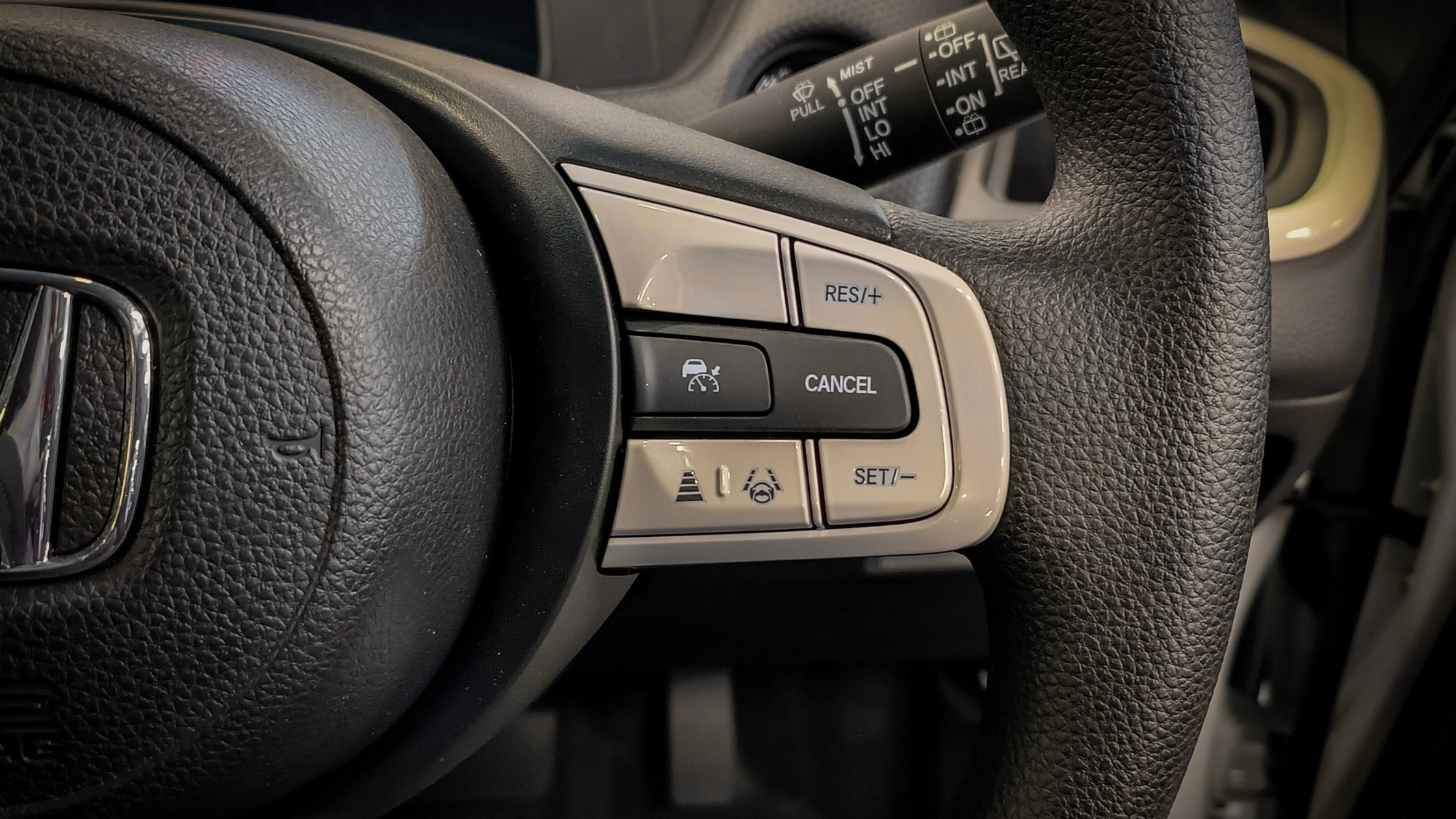 CMH HONDA PINETOWN CRUISE CONTROL ON THE STEERING